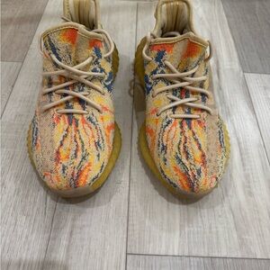 Kids Knit Sneakers in Beige with Orange & Blue Accents